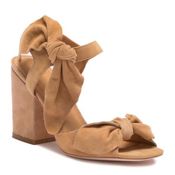 bill blass carmen bow heels